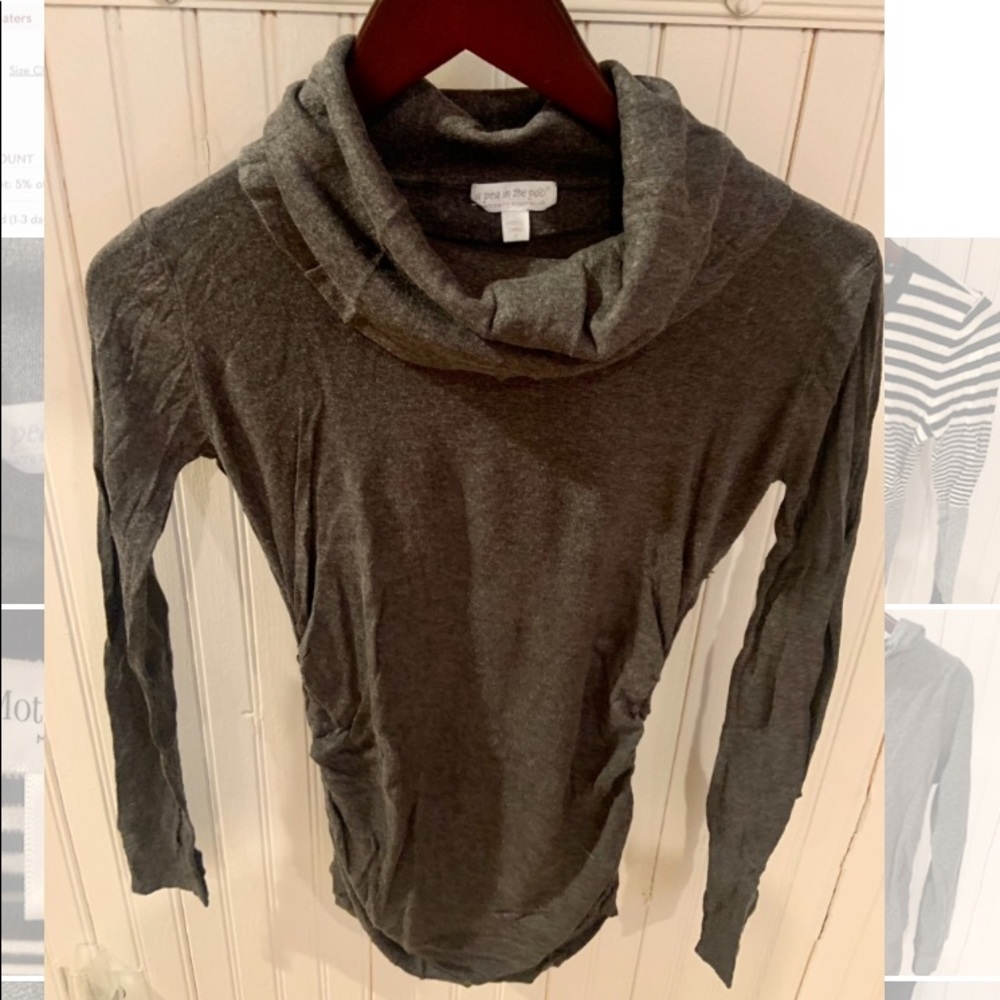 Maternity turtle neck